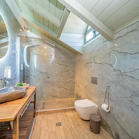 Hellosummer Boutique Suites,near Fiscardo! 아파트호텔 4*