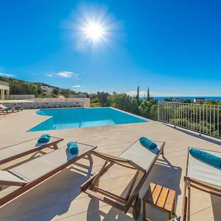 Hellosummer Boutique Suites,near Fiscardo! 아파트호텔