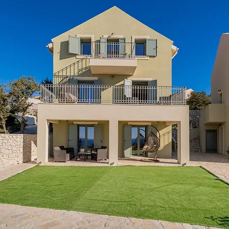 Hellosummer Boutique Suites,near Fiscardo! 아파트호텔 4*