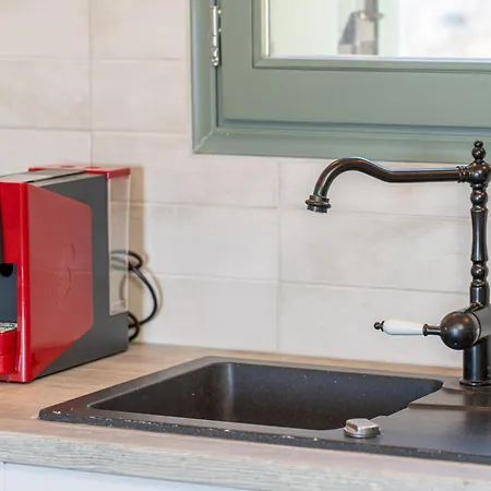 Hellosummer Boutique Suites,near Fiscardo! 公寓式酒店 4*