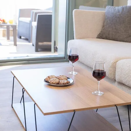 公寓式酒店 Hellosummer Boutique Suites,near Fiscardo!