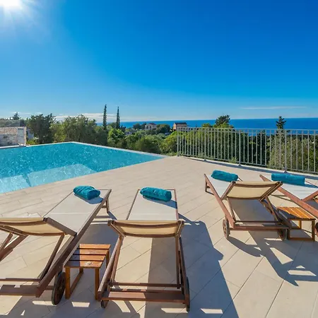 Hellosummer Luxury Kefalonia Aparthotel *