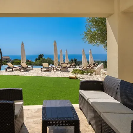 Hellosummer Luxury Kefalonia מלון דירות *