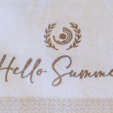 Ξενοδοχείο με διαμερίσματα Hellosummer Boutique Suites,near Fiscardo! 4*
