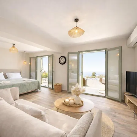 Hellosummer Boutique Suites,near Fiscardo!
