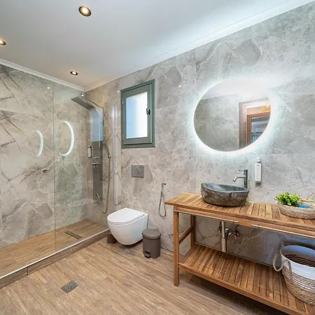 Ξενοδοχείο με διαμερίσματα Hellosummer Boutique Suites,near Fiscardo! 4*