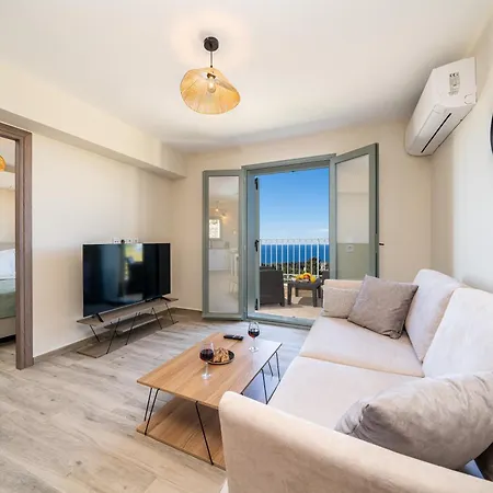 Ξενοδοχείο με διαμερίσματα Hellosummer Boutique Suites,near Fiscardo! 4*