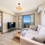 Lejlighedshotel Hellosummer Boutique Suites,near Fiscardo!