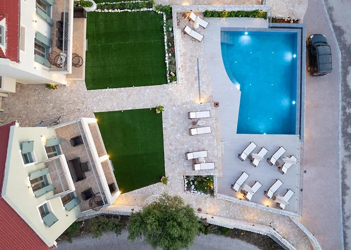 Hellosummer Boutique Suites,near Fiscardo! Hotel apartamentowy 4*